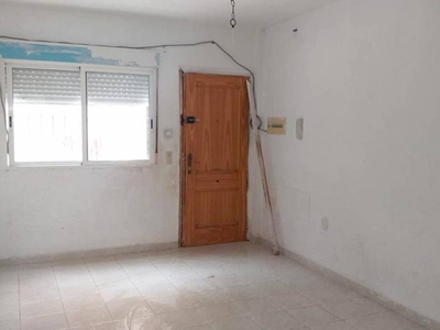 Venta Piso Níjar. Piso de dos habitaciones en Calle Aurora. A reformar