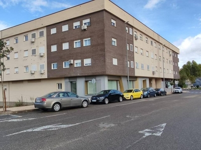 Venta Piso Plasencia. Piso de dos habitaciones en Luis Velez De Guevara. Tercera planta