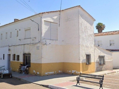 Venta Piso Puebla de La Calzada. Piso de tres habitaciones Primera planta