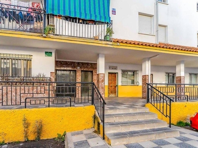 Venta Piso Ronda. Piso de tres habitaciones en Jimera De Libar. A reformar tercera planta