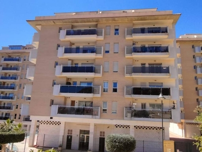 Venta Piso Roquetas de Mar. Piso de dos habitaciones en Calle Bahía de Almería. Segunda planta con terraza