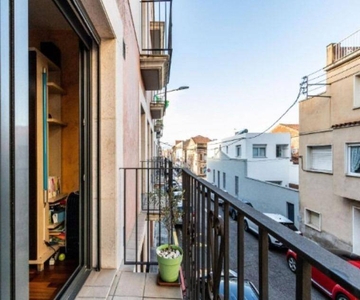 Venta Piso Sabadell. Piso de dos habitaciones Primera planta con terraza