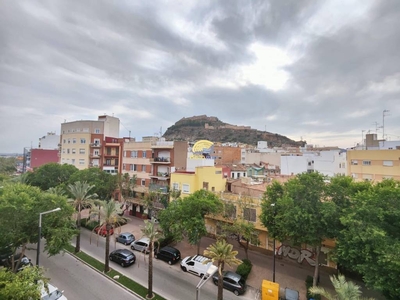 Venta Piso Sagunto - Sagunt. Piso de tres habitaciones Cuarta planta con balcón