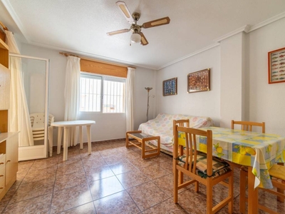 Venta Piso San Javier. Piso de tres habitaciones en Calle de Juan Ramón Jiménez. Con terraza