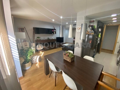 Venta Piso Sant Boi de Llobregat. Piso de tres habitaciones Primera planta con balcón