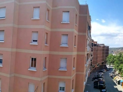 Venta Piso Sant Feliu de Llobregat. Piso de tres habitaciones Con balcón