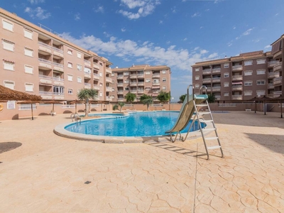 Venta Piso Santa Pola. Piso de tres habitaciones en Tamarit. Cuarta planta con terraza