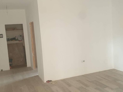 Venta Piso Tarancón. Piso de tres habitaciones en Calle General Emilio Villaescusa. Muy buen estado primera planta con balcón