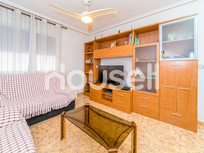 Venta Piso Torrevieja. Piso de tres habitaciones Buen estado