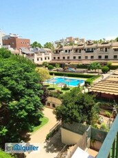 Chalet adosado en cardenal cisneros, Zona Universitaria, Bormujos