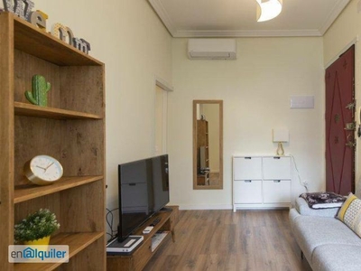 Acogedor apartamento de 1 dormitorio en alquiler en Malasaña