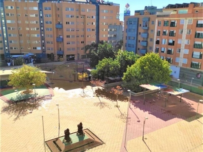 Alquiler Piso en Plaza Dentista Murcianos s/n. Murcia. Buen estado quinta planta plaza de aparcamiento con balcón calefacción central