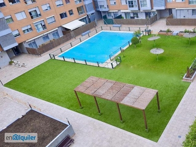 Alquiler piso piscina y terraza San blas