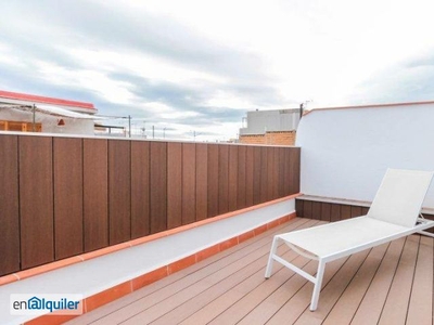 Apartamento de 1 dormitorio con terrazas en alquiler cerca de la Sagrada Familia, Gràcia