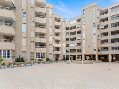 Apartamento en venta en Playa de los Locos, Torrevieja