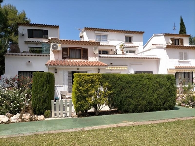 Casa adosada en venta en El Montgó, Dénia