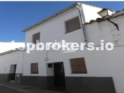 Casa adosada en venta en Higuera de la Sierra