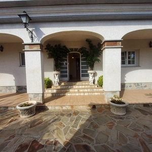 Casa en venta en Santa Oliva