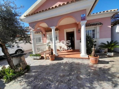 Chalet en venta en Fontanar de Quintos