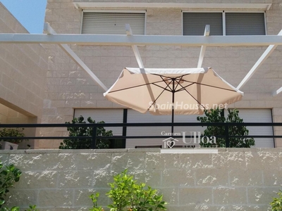 Chalet pareado en venta en Playa Muchavista, El Campello