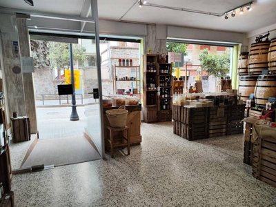 Local en venta en Sagrera, Barcelona