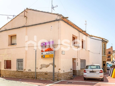 Venta Casa unifamiliar en Ramon y Cajal Muel. A reformar 164 m²