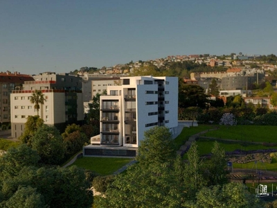 Venta Piso A Coruña. Piso de tres habitaciones en Fonteculler 84. Segunda planta con terraza