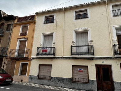 Venta Piso en Calle de la Barrera. Biar. A reformar