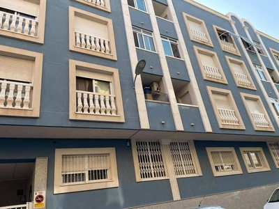 Venta Piso Mutxamel. Piso de tres habitaciones en Carrer Mare de Déu del Remei. Buen estado tercera planta