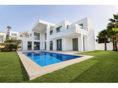 villa en Venta en Benahavis