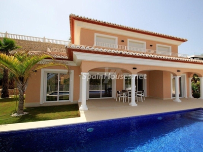 Villa en venta en Paichi, Moraira