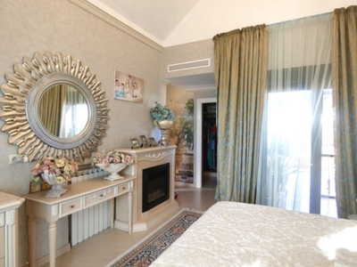 Ático en venta en Atalaya-Isdabe, Estepona, Málaga