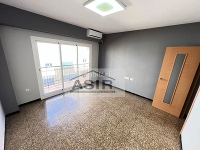 Alquiler piso 3 habitaciones alquiler en Alquenència - Venècia Alzira