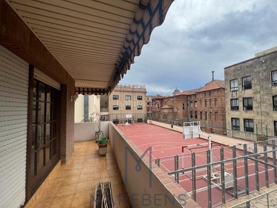 Alquiler piso con 4 habitaciones amueblado con ascensor, parking y calefacción en Tarragona