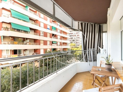 Alquiler piso en alquiler sin amueblar en calle emérita augusta (les corts) en Barcelona
