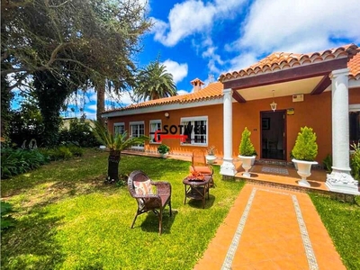 Chalet en venta en Guamasa, San Cristóbal de La Laguna, Tenerife