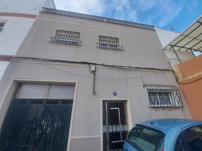 Piso en venta enc. miguel hernández, 41,algeciras,cádiz