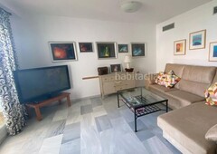 Alquiler apartamento en calle carihuela apartamento de dos dormitorios y dos cuartos de baño situado en la carihuela en Torremolinos