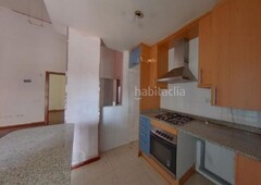 Alquiler piso con 3 habitaciones en Bon Pastor Barcelona