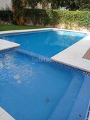 Apartamento en planta media de 2 dormitorios en Marbella