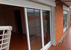 Piso en venta en Plasencia de 3 habitaciones con garaje y ascensor