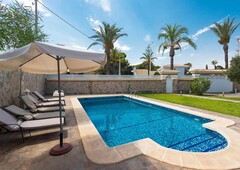 Chalet en venta en Cabo Roig, Orihuela, Alicante