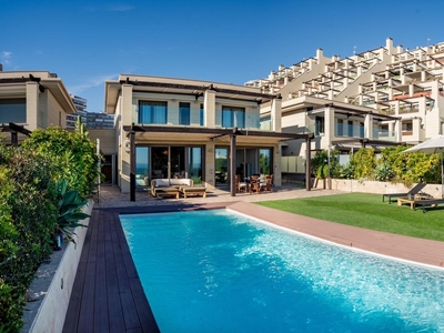Alquiler de casa con piscina y terraza en Los Arenales del Sol (Elche (Elx)), Arenales del Sol