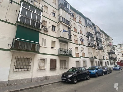 Venta de piso en El Juncal - Vallealto de 3 habitaciones con balcón