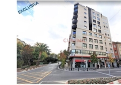 Piso en venta en Av. Clara Campoamor, 1, 1, Centro