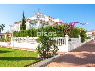 Casa adosada en venta en Calle Piño Piñero