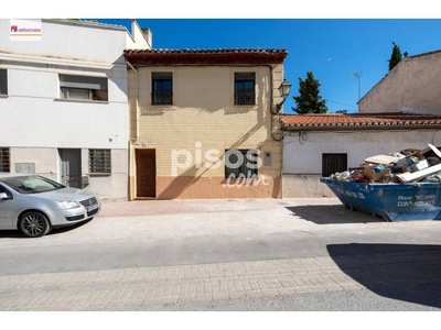 Chalet adosado en venta en Calle Santo Sepulcro de la Quinta