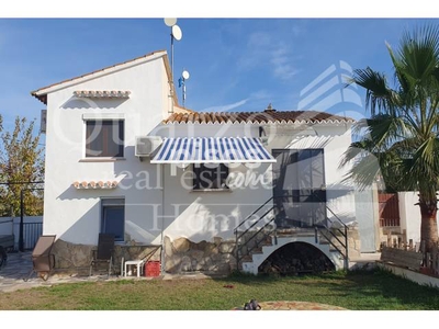 Chalet en venta en Vía Mánegues