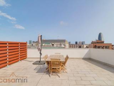 Piso de dos habitaciones sexta planta, El Camp de l'Arpa del Clot, Barcelona