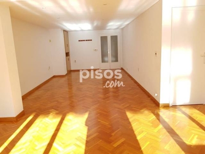 Piso en venta en Calle Juan Bosco